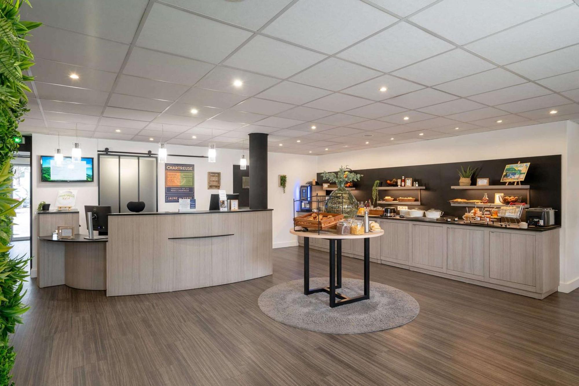 Best Western Voiron Centre Exterior foto